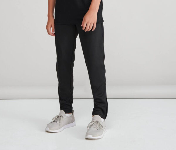 FINDEN HALES Kid's slim leg knitted tracksuit pants